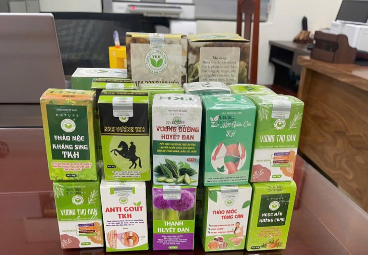 Lộ diện chiêu trò sản xuất, buôn bán hơn 34.000 hộp thực phẩm chức năng giả- Ảnh 1. Lộ diện chiêu trò sản xuất, buôn bán hơn 34.000 hộp thực phẩm chức năng giả- Ảnh 1.