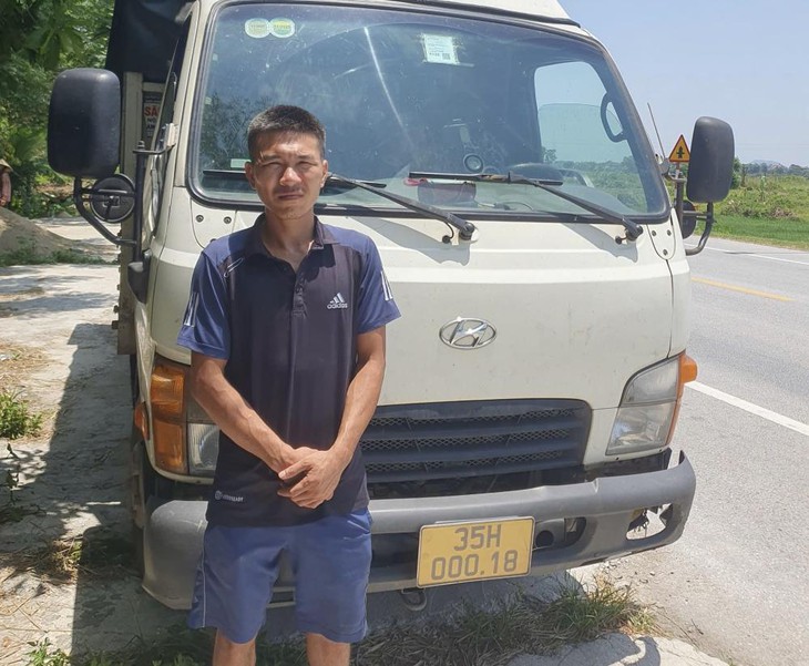Tài xế liên tiếp bị bắt vì chở hàng tấn nội tạng động vật không nguồn gốc- Ảnh 1. Tài xế liên tiếp bị bắt vì chở hàng tấn nội tạng động vật không nguồn gốc- Ảnh 1.