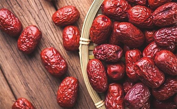 Táo đỏ khô bán tràn lan, nhận diện hàng đúng chuẩn thế nào?- Ảnh 3.