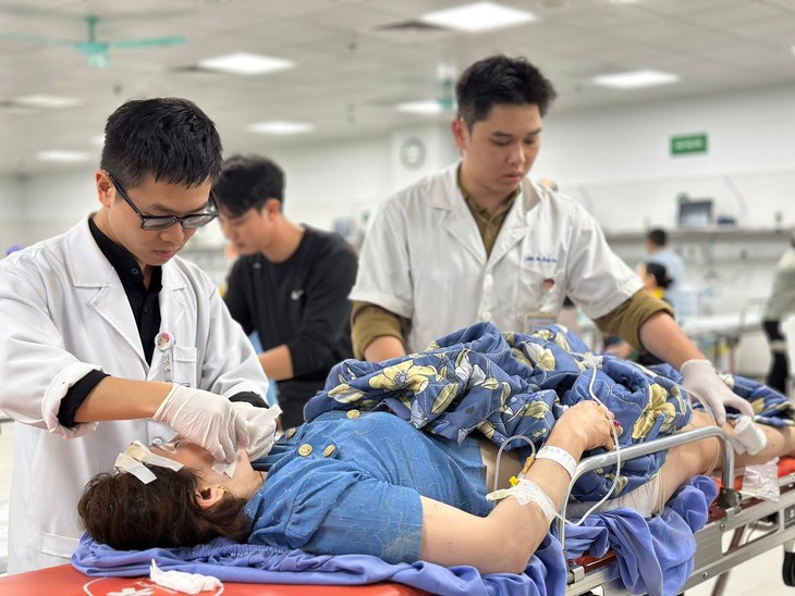 Tăng cường nhân lực y tế cơ sở: Giải pháp từ luân chuyển và hỗ trợ tuyến trên- Ảnh 1.