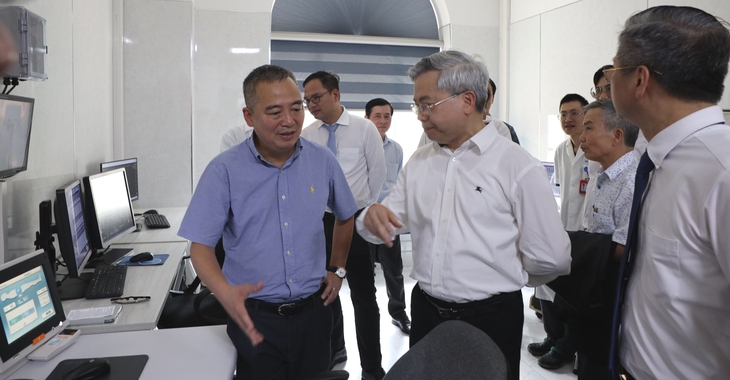 Bệnh viện Đại học Y Hà Nội khai trương hệ thống cộng hưởng từ tích hợp trí tuệ nhân tạo đầu tiên tại Việt Nam- Ảnh 1.