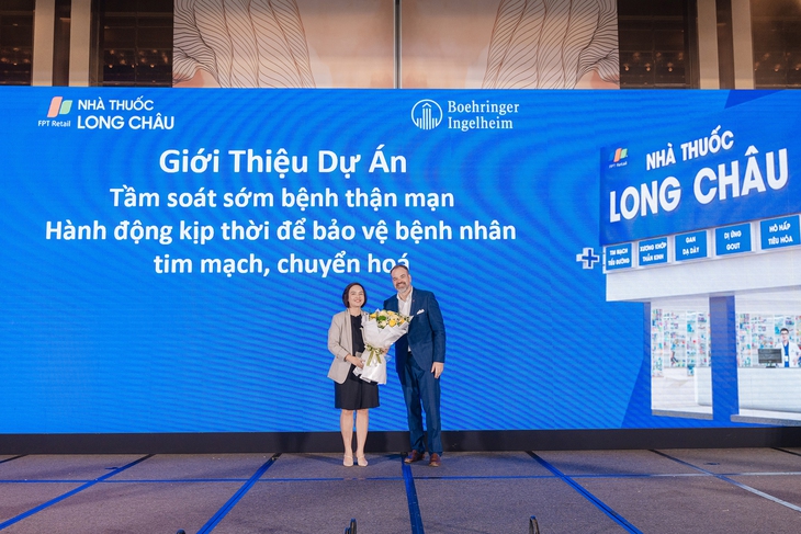 Boehringer Ingelheim đồng hành cùng Long Châu triển khai miễn phí chương trình tầm soát bệnh thận mạn sớm cho cộng đồng- Ảnh 1.