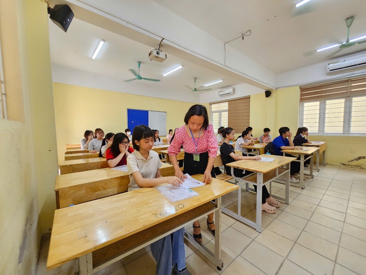 Khi nào có điểm thi lớp 10 công lập Hà Nội năm 2025?- Ảnh 1.