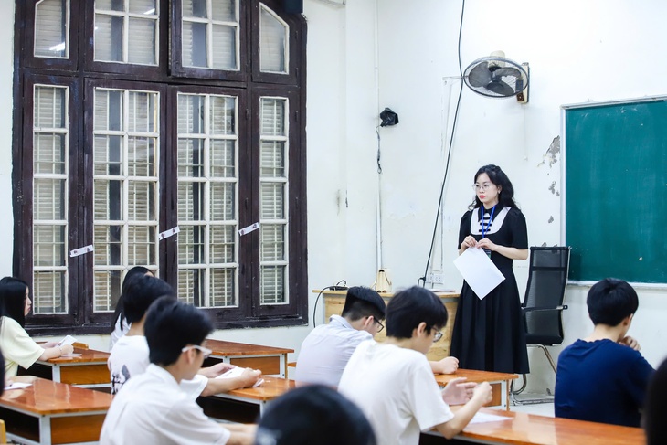 Dự đoán điểm chuẩn vào lớp 10 ở Hà Nội năm 2025- Ảnh 1.