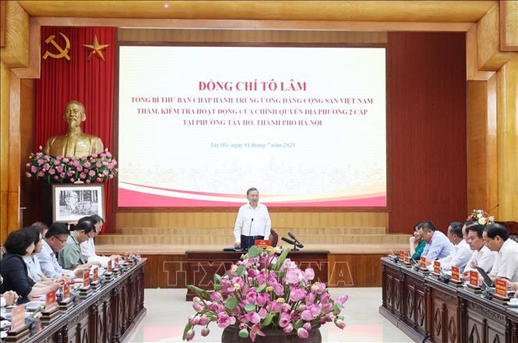 Tổng Bí thư kiểm tra hoạt động của chính quyền địa phương hai cấp tại phường Tây Hồ- Ảnh 7. Tổng Bí thư kiểm tra hoạt động của chính quyền địa phương hai cấp tại phường Tây Hồ- Ảnh 7.