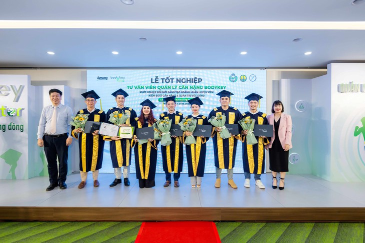 184 nhà phân phối Amway hoàn tất khóa đào tạo tư vấn viên quản lý cân nặng BodyKey 2024- Ảnh 2.