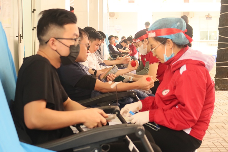 Nghệ An lập Ban chỉ đạo vận động hiến máu đến tận xã, phường- Ảnh 2.