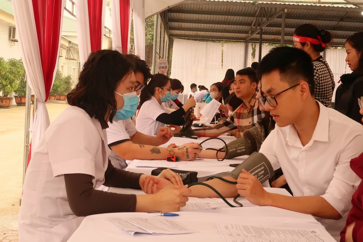 Nghệ An lập Ban chỉ đạo vận động hiến máu đến tận xã, phường- Ảnh 1.