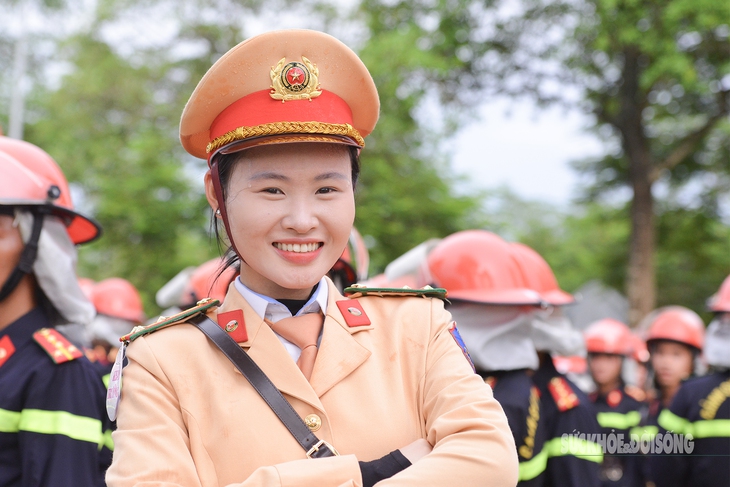 Nữ chiến sĩ công an tự hào hai lần làm khối trưởng đoàn diễu binh- Ảnh 1.
