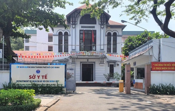Sở Y tế TPHCM công bố đường dây nóng tố cáo 'vẽ bệnh, moi tiền', thái độ phục vụ của nhân viên y tế…- Ảnh 1.