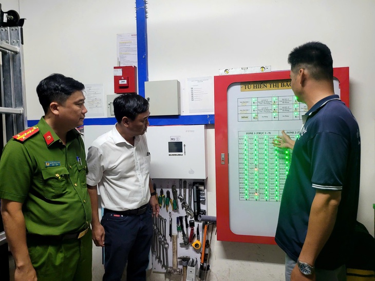 TPHCM: Xử lý dứt điểm 'chuồng cọp', đình chỉ, xử lý nghiêm nếu vi phạm- Ảnh 2.