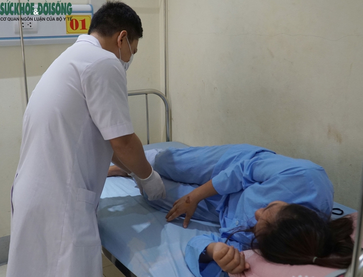 Tỉnh ủy Lào Cai chỉ đạo chăm sóc nạn nhân vụ sạt lở đất tại Văn Yên- Ảnh 1.