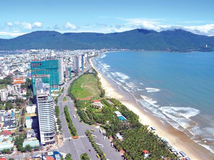 Phó Thủ tướng đốc thúc nhiều địa phương sớm hoàn thành tuyến đường bộ ven biển- Ảnh 1. Phó Thủ tướng đốc thúc nhiều địa phương sớm hoàn thành tuyến đường bộ ven biển- Ảnh 1.
