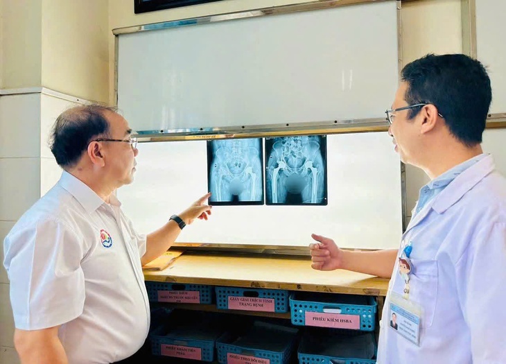 Người dân Khánh Hòa được thay khớp háng toàn phần ngay gần nhà- Ảnh 3.