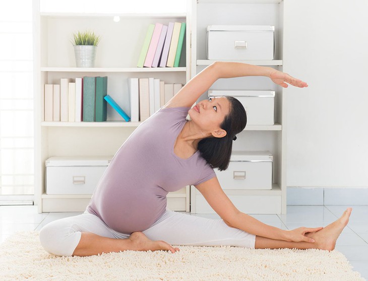 Yoga  phuong phap tap the duc tot cho ba bau