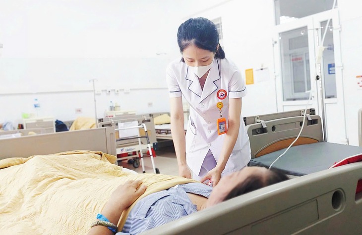 Giành sự sống cho bệnh nhân đuối nước- Ảnh 1.