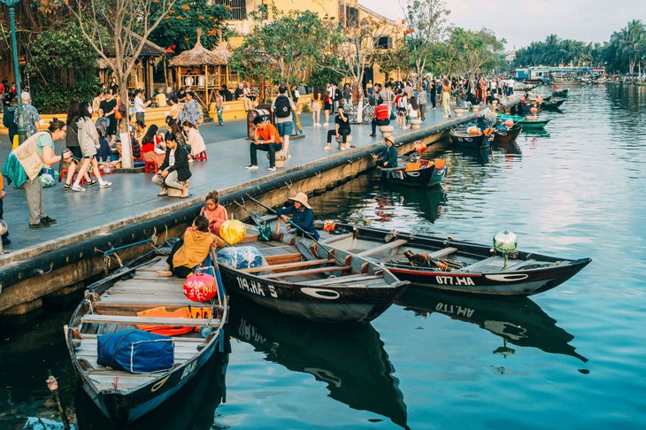 Du lịch Việt Nam song hành điện ảnh Ấn Độ: Mở ra chiến lược xúc tiến dài hơi- Ảnh 5. Du lịch Việt Nam song hành điện ảnh Ấn Độ: Mở ra chiến lược xúc tiến dài hơi- Ảnh 5.