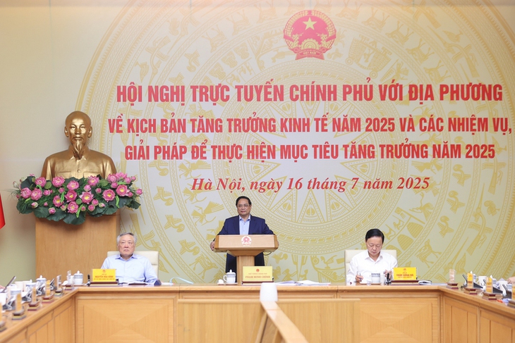 Thủ tướng: Cả nước cần đạt mức tăng trưởng 2025 khoảng 8,3-8,5%- Ảnh 1. Thủ tướng: Cả nước cần đạt mức tăng trưởng 2025 khoảng 8,3-8,5%- Ảnh 1.