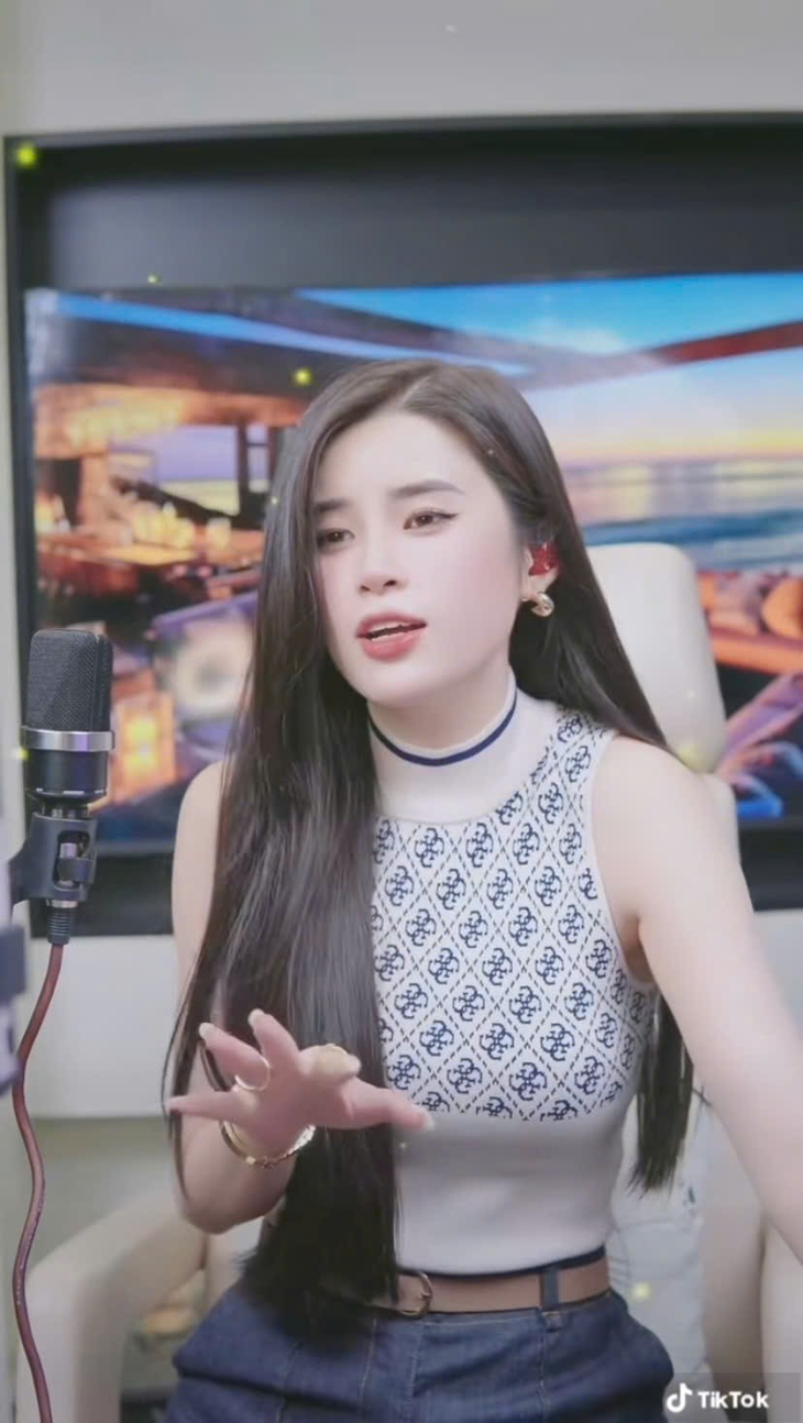 Ngọc Ánh - Idol mới của dòng nhạc quê hương, mộc mạc nhưng đầy duyên dáng- Ảnh 4.