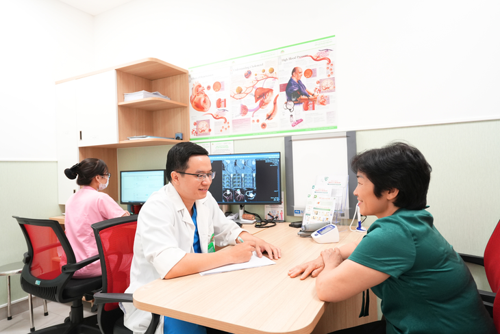 Hai ngày nhầm đau dạ dày, bệnh nhân 66 tuổi suýt tử vong vì nhồi máu cơ tim- Ảnh 2. Hai ngày nhầm đau dạ dày, bệnh nhân 66 tuổi suýt tử vong vì nhồi máu cơ tim- Ảnh 2.