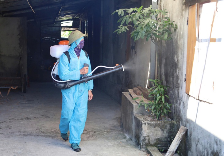 Hà Tĩnh xuất hiện ổ dịch sốt xuất huyết đầu tiên trong năm- Ảnh 3. Hà Tĩnh xuất hiện ổ dịch sốt xuất huyết đầu tiên trong năm- Ảnh 3.