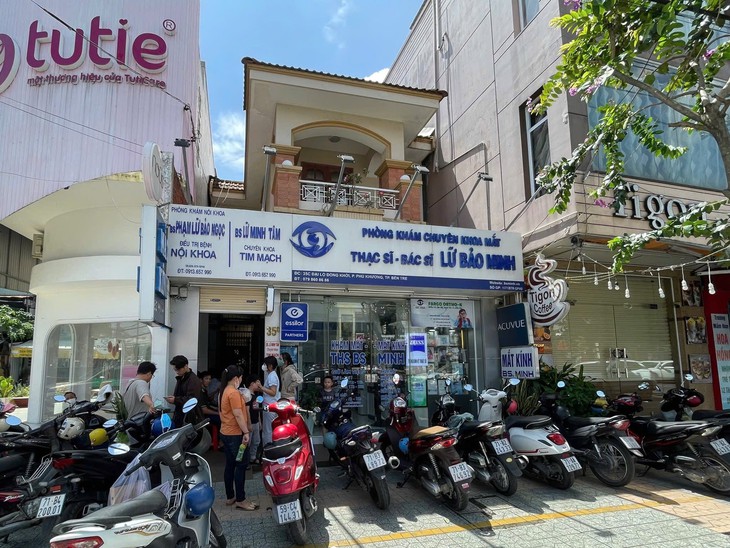Phòng khám Mắt BS. Bảo Minh - Cơ sở mắt kính đầu tiên tại Bến Tre đạt chuẩn Zeiss Vision Expert- Ảnh 1.