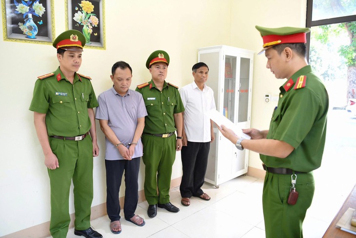 Giám đốc công ty mỹ phẩm Athena bị bắt vì sản xuất hàng nghìn sản phẩm giả, lừa dối người tiêu dùng- Ảnh 1.