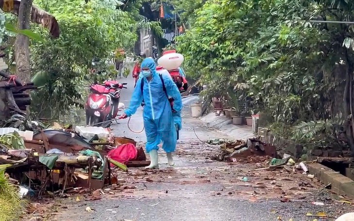 Các biện pháp đơn giản giúp phòng bệnh truyền nhiễm mùa mưa bão