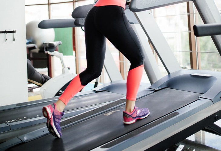 Incline Running Treadmill Workout: 5 Reasons to Try It!