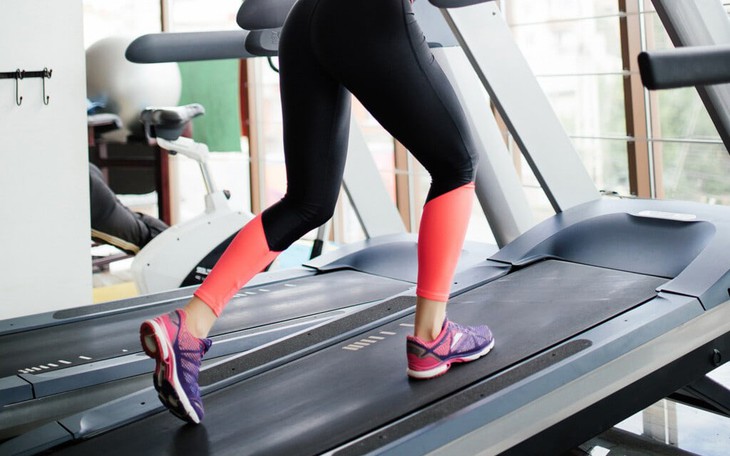 4 cách đi bộ giúp tăng cơ, giảm mỡ