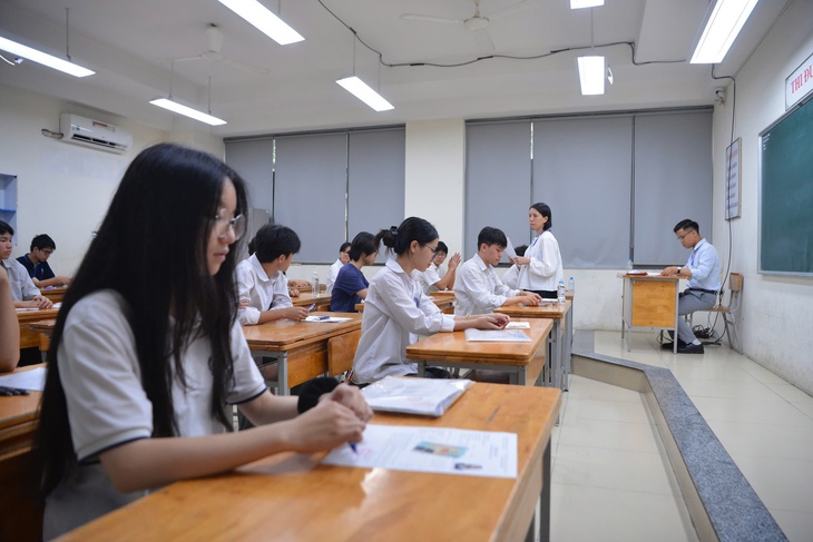 Giải đáp những 'nút thắt' trong quy trình đăng ký nguyện vọng đại học 2025- Ảnh 1.