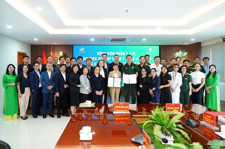 Tập đoàn Y khoa Hoàn Mỹ và Bệnh viện Quân y 175 ký kết Bản ghi nhớ hợp tác về chuyên môn, đào tạo và nghiên cứu khoa học- Ảnh 1. Tập đoàn Y khoa Hoàn Mỹ và Bệnh viện Quân y 175 ký kết Bản ghi nhớ hợp tác về chuyên môn, đào tạo và nghiên cứu khoa học- Ảnh 1.