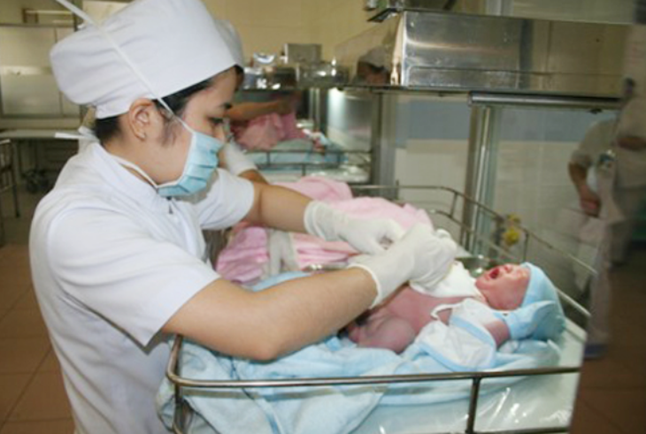 Chăm sóc sức khỏe sinh sản toàn diện: Hộ sinh tuyến xã và những dịch vụ thiết yếu năm 2025- Ảnh 2.