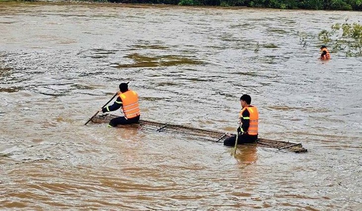 Cháu bé 12 tuổi ở Quảng Ninh bị lũ cuốn mất tích- Ảnh 1.