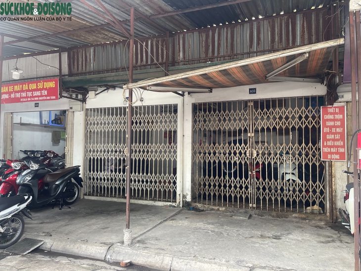 Trước lộ trình cấm xe xăng, chợ xe máy lớn nhất Hà Nội: 'Trước bán 10, giờ mất 9'- Ảnh 5. Trước lộ trình cấm xe xăng, chợ xe máy lớn nhất Hà Nội: 'Trước bán 10, giờ mất 9'- Ảnh 5.