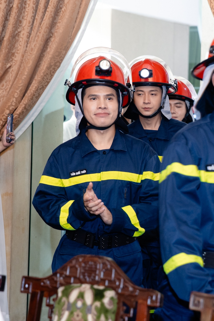 Lộ diện dàn cast cực chất của 'Chiến sĩ quả cảm'- Ảnh 5. Lộ diện dàn cast cực chất của 'Chiến sĩ quả cảm'- Ảnh 5.