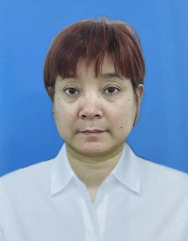 Nghệ sĩ sau ánh hào quang là cám dỗ, là tổn thương- Ảnh 1.