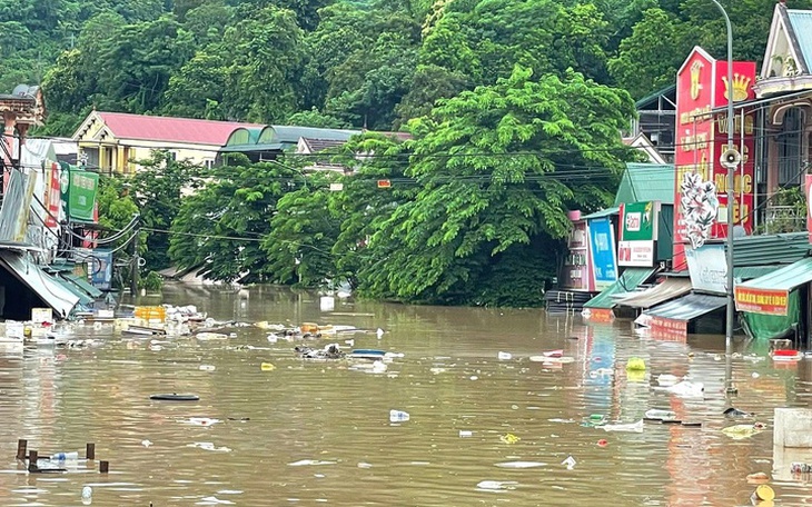 Mưa lớn kéo dài, thêm nhiều tỉnh có nguy cơ lũ quét, sạt lở đất