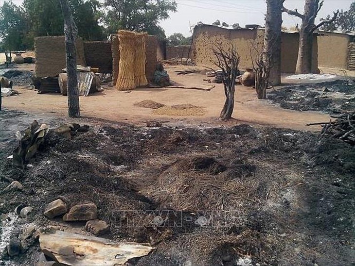 Nigeria: Tấn công nhằm vào dân thường khiến ít nhất 14 người thiệt mạng- Ảnh 1. Nigeria: Tấn công nhằm vào dân thường khiến ít nhất 14 người thiệt mạng- Ảnh 1.