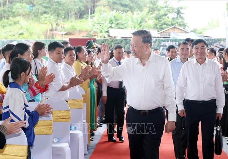 Tổng Bí thư Tô Lâm dự Lễ khởi công Trường liên cấp Tiểu học, THCS xã Si Pa Phìn, tỉnh Điện Biên- Ảnh 1.
