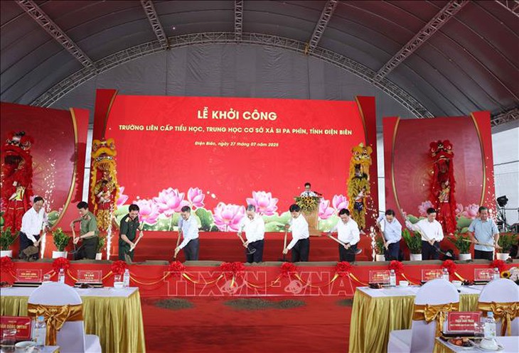 Tổng Bí thư Tô Lâm dự Lễ khởi công Trường liên cấp Tiểu học, THCS xã Si Pa Phìn, tỉnh Điện Biên- Ảnh 3.
