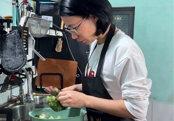 Chuyên gia giải đáp băn khoăn về dinh dưỡng ở gia đình đa thế hệ- Ảnh 1. Chuyên gia giải đáp băn khoăn về dinh dưỡng ở gia đình đa thế hệ- Ảnh 1.