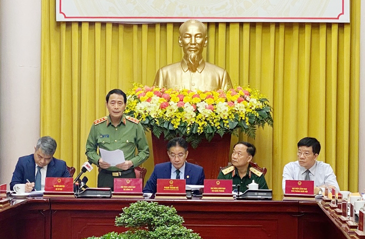 Bộ Công an lý giải việc tăng gấp đôi mức phạt tiền với nhóm tội phạm về hàng giả, an toàn thực phẩm- Ảnh 1.