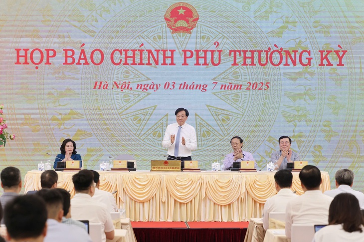 Bộ Công an thông tin mới nhất về vụ án sữa giả Hiup và dầu ăn chăn nuôi dùng cho người- Ảnh 2. Bộ Công an thông tin mới nhất về vụ án sữa giả Hiup và dầu ăn chăn nuôi dùng cho người- Ảnh 2.