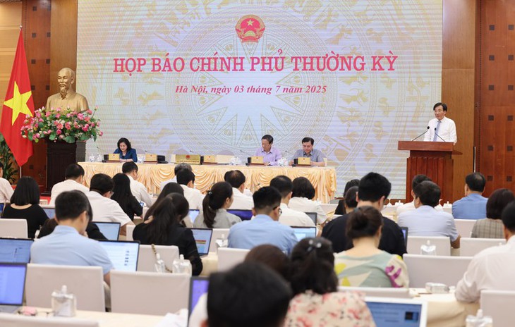 Bộ Nội vụ thông tin về mô hình chính quyền địa phương 2 cấp sau 3 ngày hoạt động- Ảnh 1. Bộ Nội vụ thông tin về mô hình chính quyền địa phương 2 cấp sau 3 ngày hoạt động- Ảnh 1.