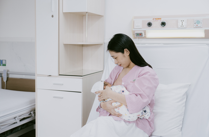 Khi mẹ mắc bệnh có nên tiếp tục cho con bú sữa mẹ?- Ảnh 2. Khi mẹ mắc bệnh có nên tiếp tục cho con bú sữa mẹ?- Ảnh 2.