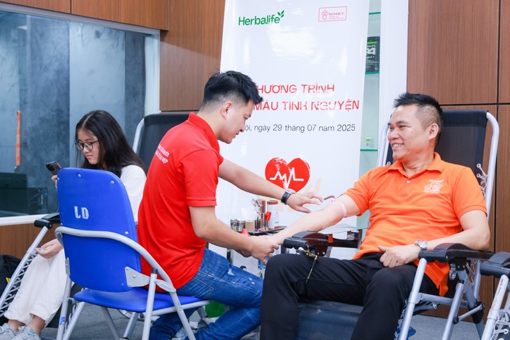 Herbalife Việt Nam tổ chức ngày hiến máu tình nguyện 2025 tại TP.Hồ Chí Minh và Hà Nội, tiếp nhận 286 đơn vị máu- Ảnh 2. Herbalife Việt Nam tổ chức ngày hiến máu tình nguyện 2025 tại TP.Hồ Chí Minh và Hà Nội, tiếp nhận 286 đơn vị máu- Ảnh 2.