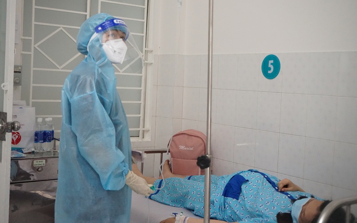 Nâng cao vai trò của nữ hộ sinh trong hoạt động chăm sóc sức khỏe bà mẹ và trẻ sơ sinh vùng cao