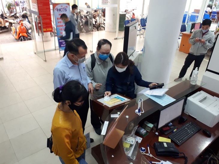 Người dân có thể làm trực tuyến 6 thủ tục hành chính về bảo hiểm thất nghiệp- Ảnh 1. Người dân có thể làm trực tuyến 6 thủ tục hành chính về bảo hiểm thất nghiệp- Ảnh 1.