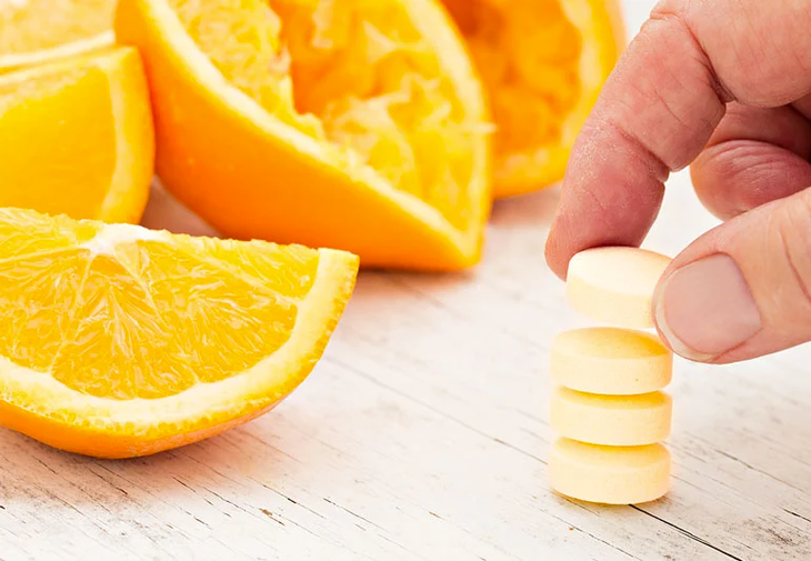 5 loại vitamin thiết yếu cho người trên 60 tuổi- Ảnh 2.